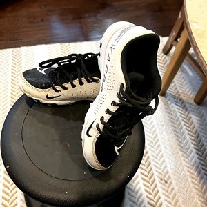 Nike boys baseball cleats